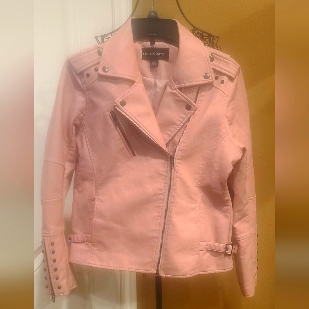 COLLEEN LOPEZ FAUX LEATHER JACKET SIZE M